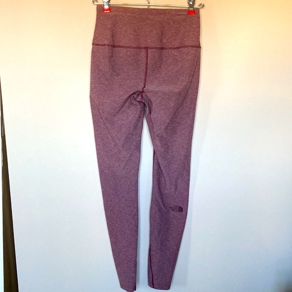 The North Face Flashdry Leggings - Picture 2 of 5